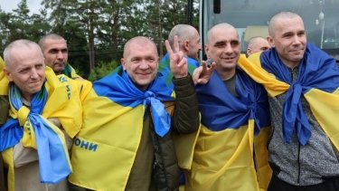Фото 14 — Відбувся обмін полоненими: більшість воїнів були у полоні з 2022 року (ФОТО)