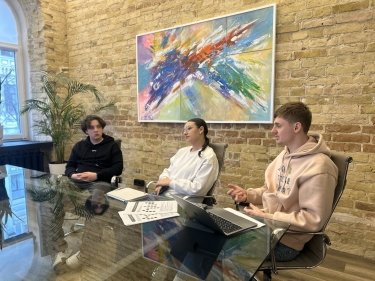 Фото 2 — Там, где создают добро: ученики КМDШ прошли стажировку в Klitschko Foundation