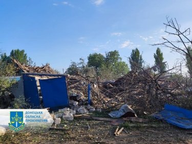 Фото 3 — Россияне нанесли ракетный удар по Доброполью: есть погибшие, полностью разрушены три дома