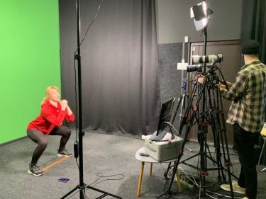 Фото 2 — Профессии будущего и бизнес в 10 лет: о чем говорили тинейджеры на online-ивенте Zavtra