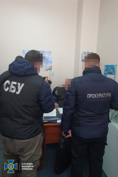Фото 4 — СБУ затримала співробітника "Укроборонпрому" за підозрою в роботі на військову розвідку РФ (ФОТО, ВІДЕО)