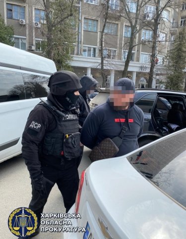 Фото 3 — В Харькове задержали пятерых бандитов, вымогавших у агробизнесмена $700 тысяч (ФОТО)