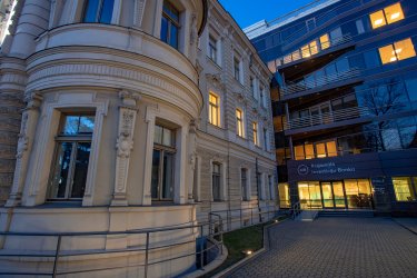 Фото 2 — Підкорення ринків Європи: як працює міжнародне партнерство банків під час війни