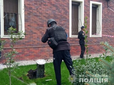 Фото 22 — Очередной обстрел Харькова вызвал пять пожаров: спасатели показали тушение крупнейшего (ФОТО, ВИДЕО)