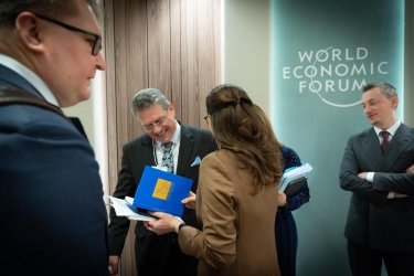 Фото 3 — Друкарня "Фактор-Друк" випустила перший продукт після відновлення: як виглядає