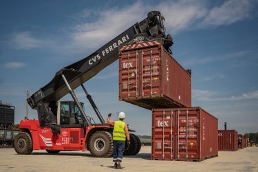 Фото 3 — По дорозі: українська транспортно-логістична галузь проходить шлях від ступору на початку війни до інтеграції у  євромережі