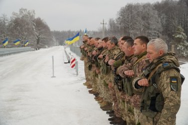 Фото 5 — В Житомирской области восстановили мост, который был разрушен из-за российской агрессии (ФОТО)