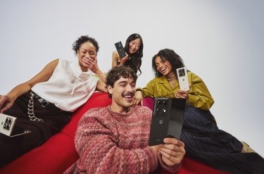 Фото 3 — Motorola razr fold переосмислює продуктивність та ігри, знаменуючи нову еру для razr та складаних пристроїв