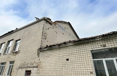 Фото 4 — Армия РФ обстреляла детский дом-интернат в Сумской области (ФОТО)