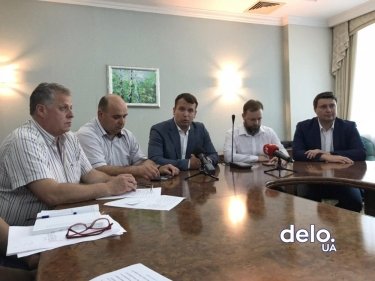 Фото 5 — Как на границе трех стран хотят продать "отель для Кучмы" и почему местные против (ФОТО)