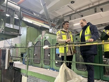 Фото 4 — В Ирпене открыли первую в Украине линию по переработке текстильных отходов