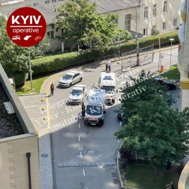 Фото 2 — В Киеве обстреляли полицию, прибывшую по вызову о конфликте в квартире