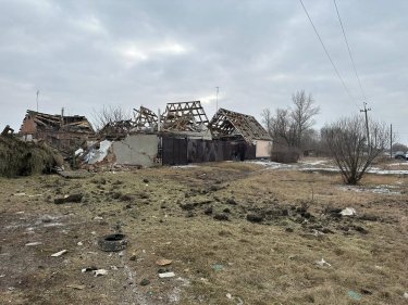 Фото 2 — В результате массированных обстрелов и авиаудара по Волчанску разрушены 13 домов