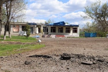 Фото 4 — Російські війська продовжують обстріл Харкова та області: є постраждалі (ФОТО)
