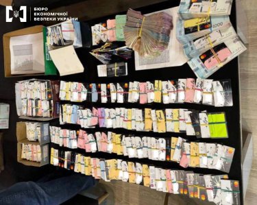 Фото 7 — Нанесли ущерб государству на 50 млн грн: в БЭБ объяснили причины обыска в !FEST