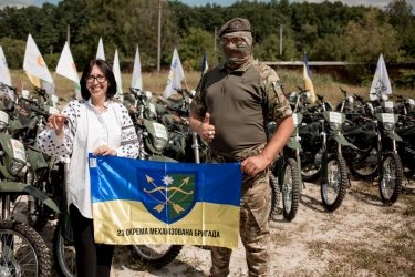 Фото 4 — 119 мотоциклів для ЗСУ: до Дня Незалежності здійснили найбільшу передачу мототехніки військовим