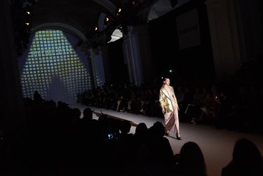 Фото 7 — Ukrainian Fashion Week в разгаре: закулисье, шоу-румы, Андре Тан и Подолян (фото)