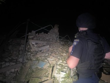 Фото 13 — Из-за вражеской атаки в Хмельницкой и Днепропетровской областях повреждены инфраструктурные объекты: как прошли сутки в регионах