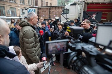 Фото 7 — Енергетична підтримка для Києва: Польща передала місту генераторів на майже 2 млн євро