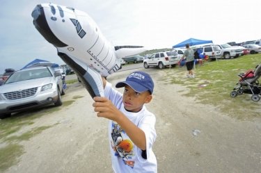Фото 8 — США уходят из "большого космоса" - «Атлантис» начал последний в 30-летней истории шаттлов полет