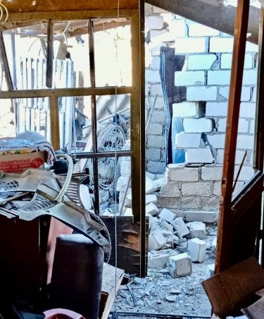 Фото 2 — Оккупанты уже пять раз обстреляли Никопольский район 4 декабря, есть погибший - ОВА
