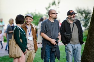 Фото 15 — Bouquet Kyiv Stage миксует жанры: открыли фестиваль Забужко, "Щедрик" и электронная музыка