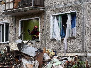 Фото 11 — Число жертв удара по пятиэтажке в Николаеве увеличилось до семи (ФОТО, ВИДЕО)