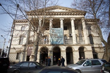 Фото 2 — Майданівська "Стіна" Матвія Вайсберга відкрила художній сезон у Грузії.