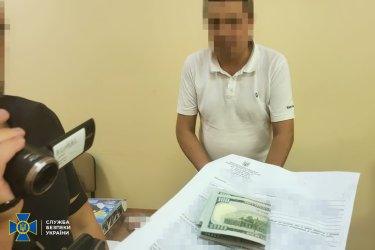 Фото 9 — В Виннице задержали более 10 должностных лиц военной медкомиссии и врачей, которые наживались на военнообязанных