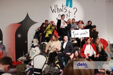 Фото 2 — Ukrainian Fashion Week відкрила 50-й сезон: на честь ювілею на подіум повернулися Бизов та Анісімов