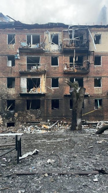 Фото 6 — Россия нанесла ракетные удары по Киеву и области. Есть жертвы