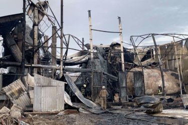 Фото 2 — На маслозаводе в Харькове произошел большой взрыв с пожаром: погиб работник (ФОТО, ВИДЕО)