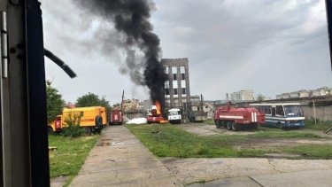 Фото 5 — В Луганской области из-за обстрелов подверглись разрушениям еще 36 домов - ОВА
