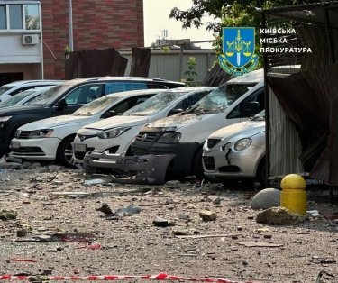 Фото 4 — РФ здійснила масовані атаки на Київ та Одесу: численні пожежі, руйнування, є загиблі та поранені (ФОТО, ВІДЕО)