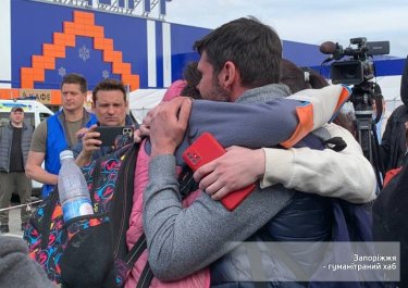 Фото 2 — Оборона, медицина, спорт і освіта — основні напрямки благодійності групи компаній "Епіцентр"