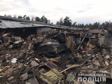 Фото 12 — Войска РФ нанесли ракетный удар по заводу в Чугуеве (ФОТО)