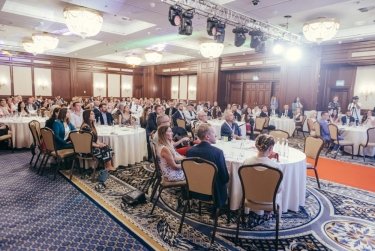 Фото 2 — В Києві нагородили "Героїв малого бізнесу". Розповідаємо, кого саме, за що і чим