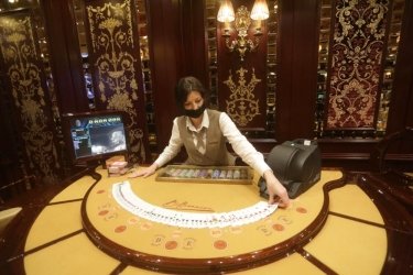 Фото 3 — Туристов отпугивают визовые ограничения и налоговое законодательство, — Billionaire casino