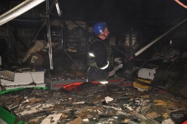 Фото 9 — В Николаеве российским обстрелом разрушено общежитие (ФОТО, ВИДЕО)