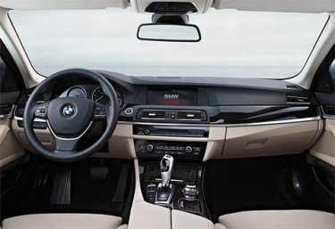Фото 4 — BMW представила новую "пятерку"