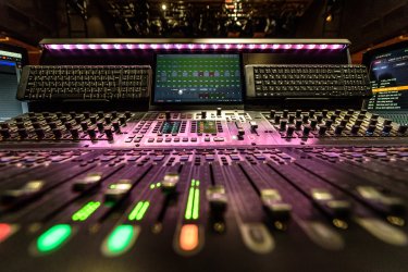 Фото 24 — Как Порошенко Театр на Подоле открывал и что увидят зрители внутри (фото)