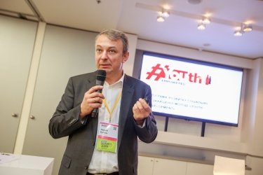 Фото 2 — "Кока-Кола" ищет партнеров в социальном проекте для выпускников интернатов