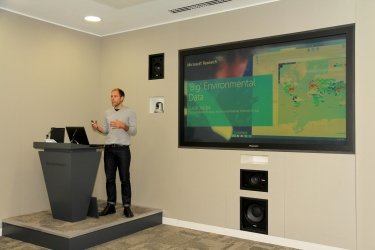 Фото 12 — Где рождается наука. Экскурсия по исследовательской лаборатории Microsoft