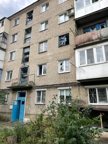 Фото 7 — РФ ночью атаковала ракетами жилые дома и гражданскую инфраструктуру в Донецкой области