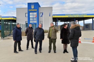 Фото 7 — На кордоні з Румунією завершили реконструкцію КПП "Дяківці" (ФОТО)