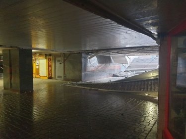 Фото 5 — В подземном переходе на Майдане обрушился потолок (ФОТО)