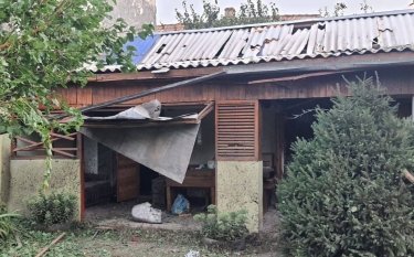 Фото 2 — Армия РФ ударила из тяжелой артиллерии и "Градов" по Днепропетровщине: в ОВА рассказали о последствиях (ФОТО)