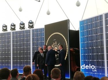 Фото 2 — В Украине запустили вторую по величине в Европе солнечную электростанцию