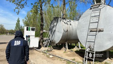 Фото 2 — В Николаевской области разоблачили сеть заправок, работавшую без документов (ФОТО)