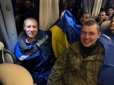 Фото 4 — 189 украинцев вернулись из плена в канун Нового года: подробности очередного обмена